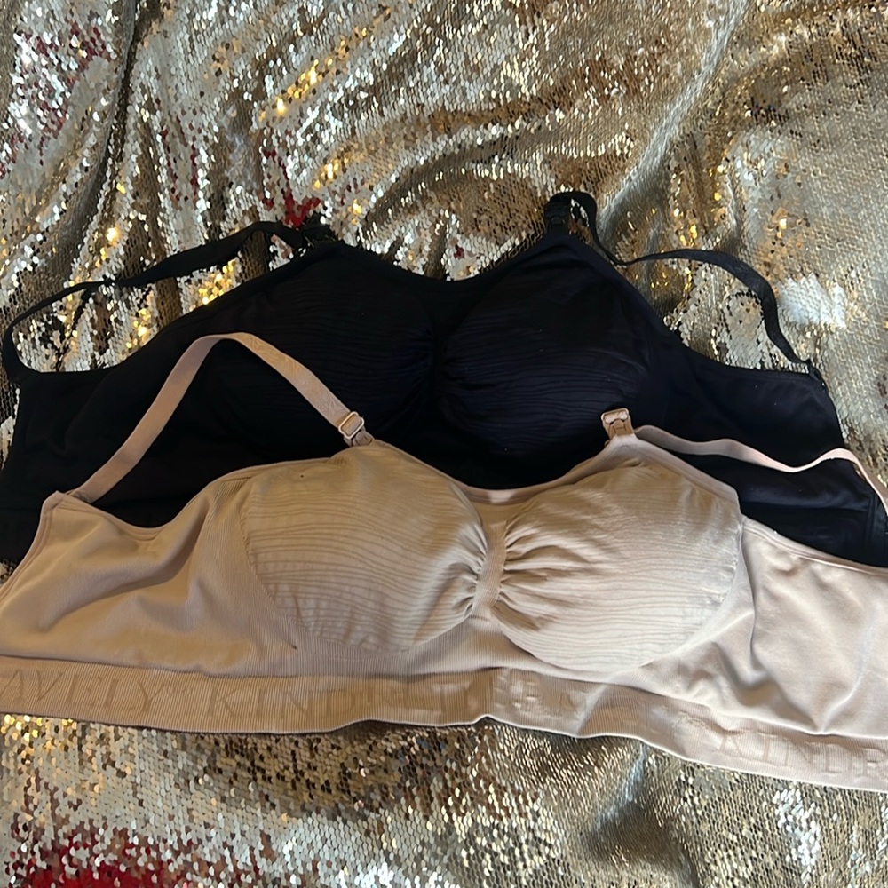 ⭐️ FLASH SALE ⭐️ Kindred Bravely Sublime Hands Free Pumping and Nursing Bras